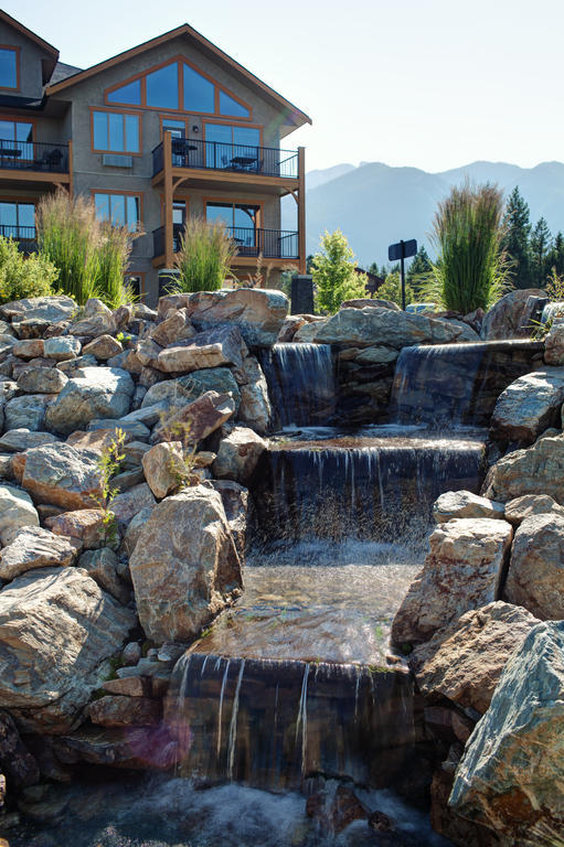 Bighorn Meadows Resort Рейдиум-Хот-Спрингс Экстерьер фото